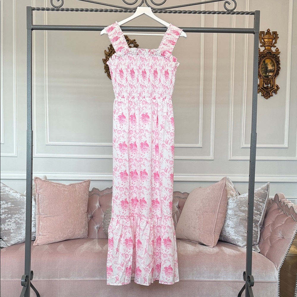 NWOT Pink Floral Dress SIZE LARGE WOMEN